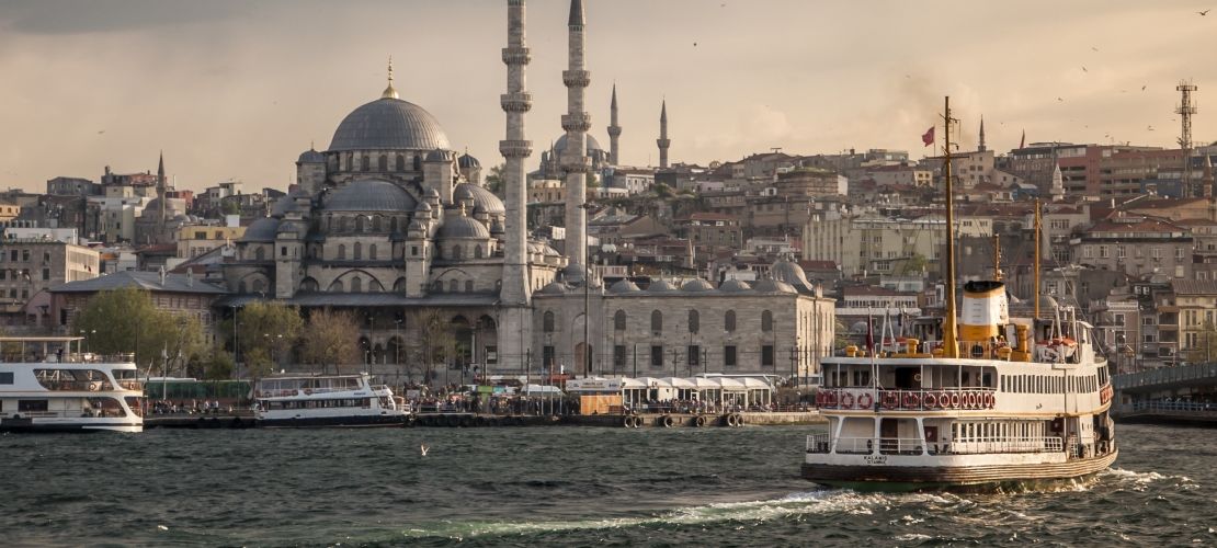 İstanbul`un Gizli Mücevherlerini Keşfetmek: Zamanda Geriye Yolculuk